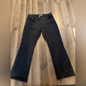 Levi's Women's Black Bootcut Relaxed Fit 550 Jeans